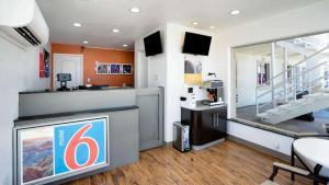 Motel 6 Odessa, Tx - 2Nd Street,Midland>>Ector County,2 star