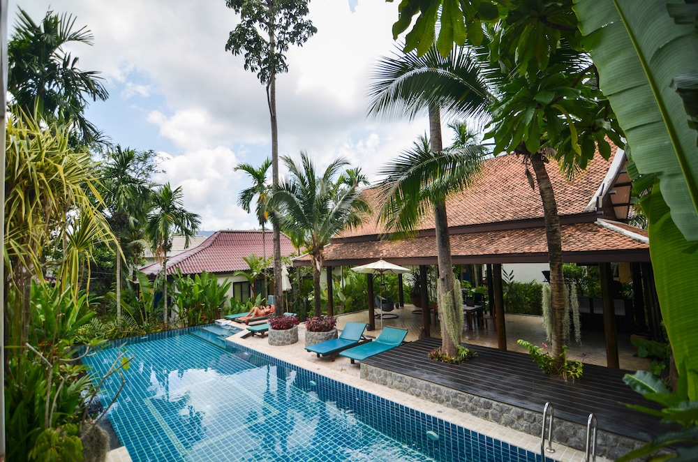 cocoville phuket resort