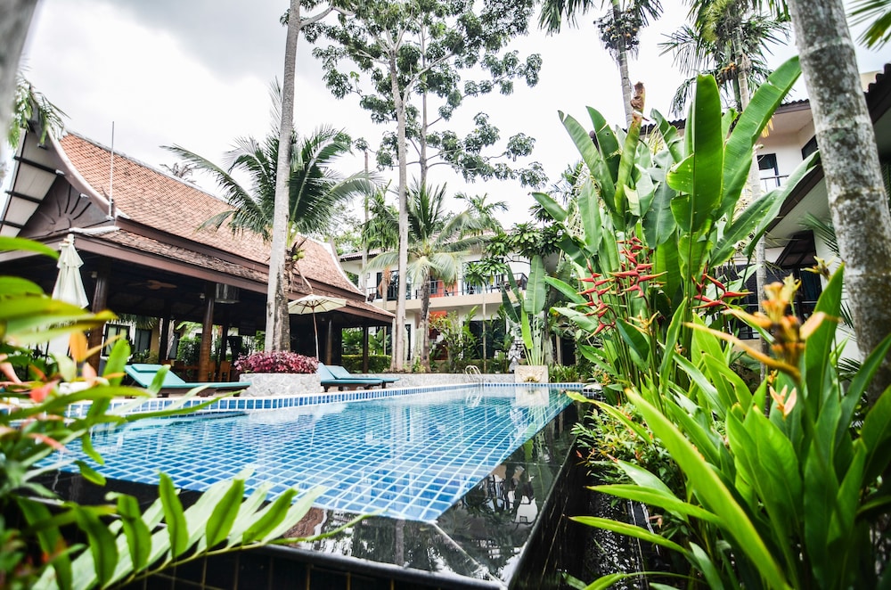cocoville phuket resort