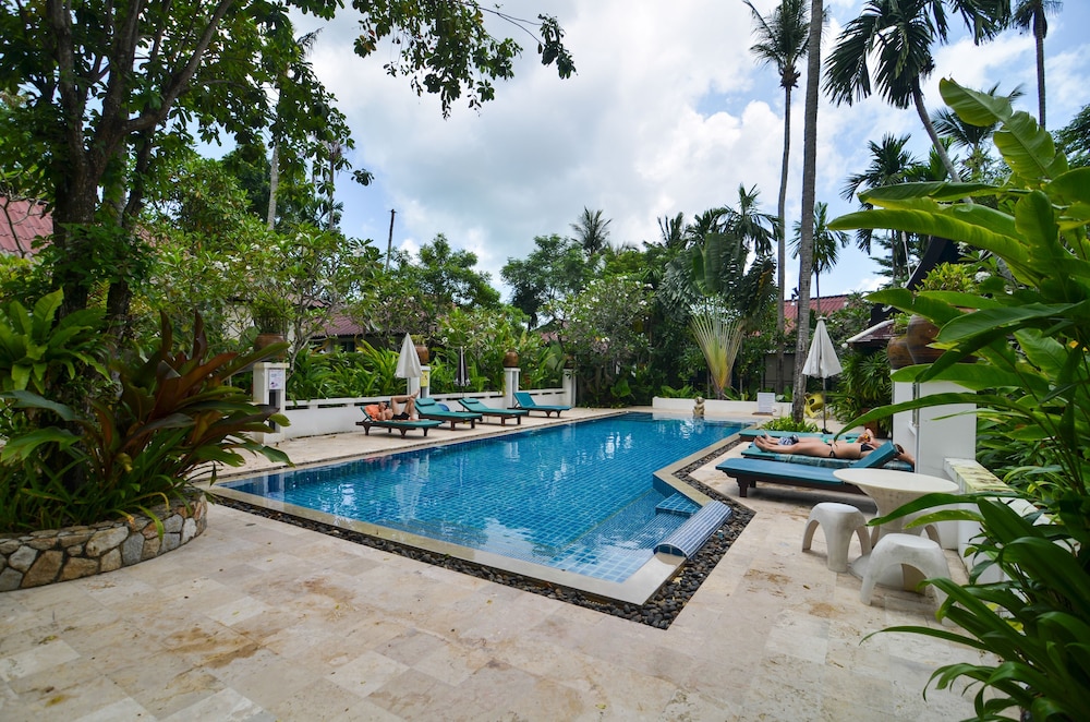 cocoville phuket resort