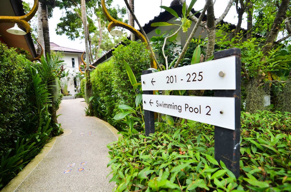 cocoville phuket resort