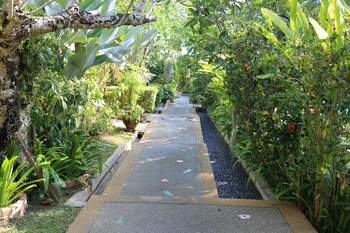 cocoville phuket resort