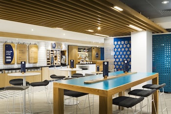 holiday inn express london park royal an ihg hotel