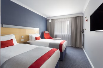 holiday inn express london park royal an ihg hotel