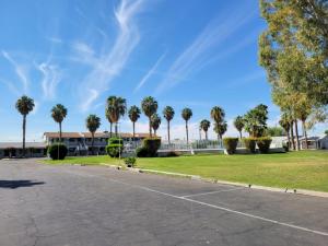 emerald inn and lounge