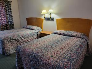 emerald inn and lounge