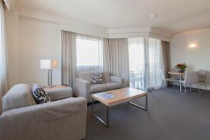 central cosmo apartments