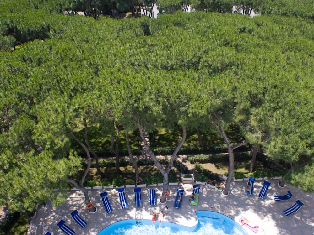 giulivo hotel and village