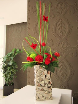 lagrange aparthotel toulouse saint michel