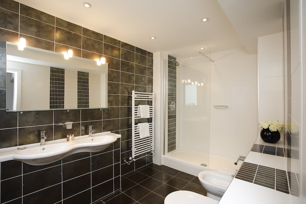 saco holborn lambs conduit street