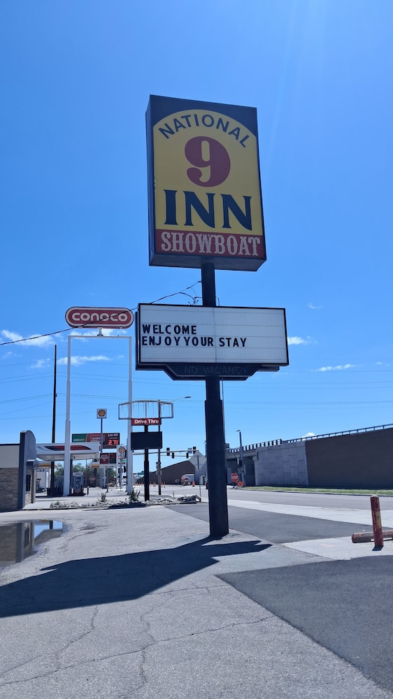 national 9 casper showboat