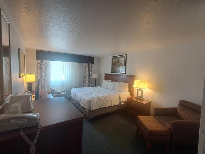 national 9 casper showboat