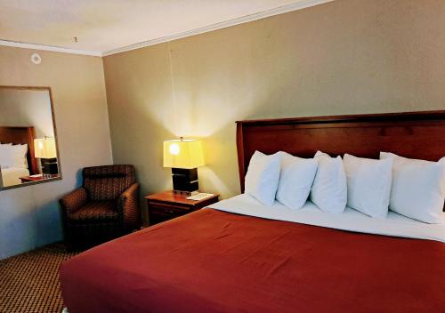 national 9 casper showboat