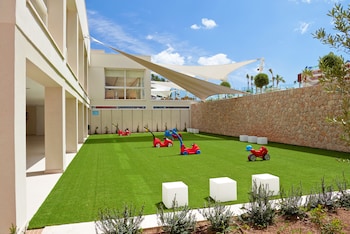 hipotels coma gran aparthotel