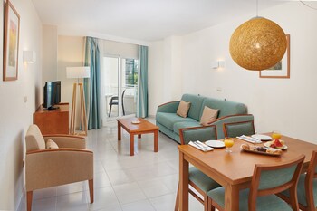 hipotels coma gran aparthotel