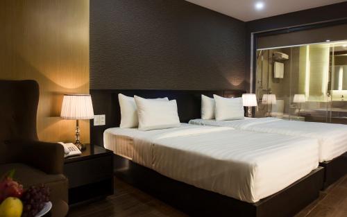 golden hotel