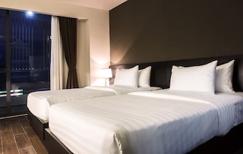 golden hotel