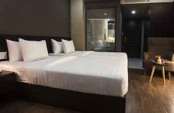 golden hotel