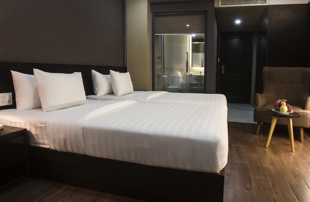 golden hotel
