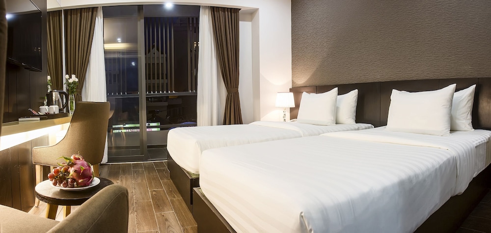 golden hotel