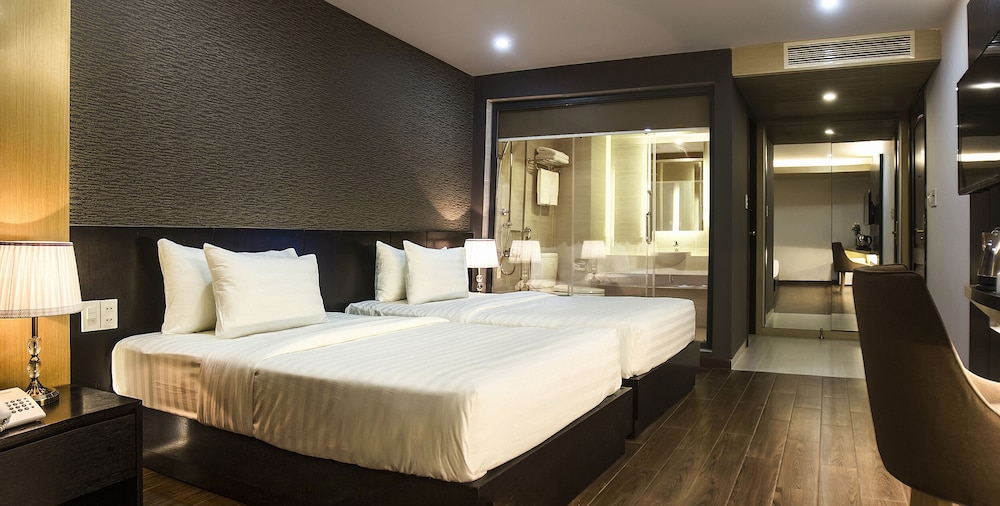 golden hotel