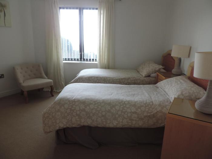 sea breeze apartment