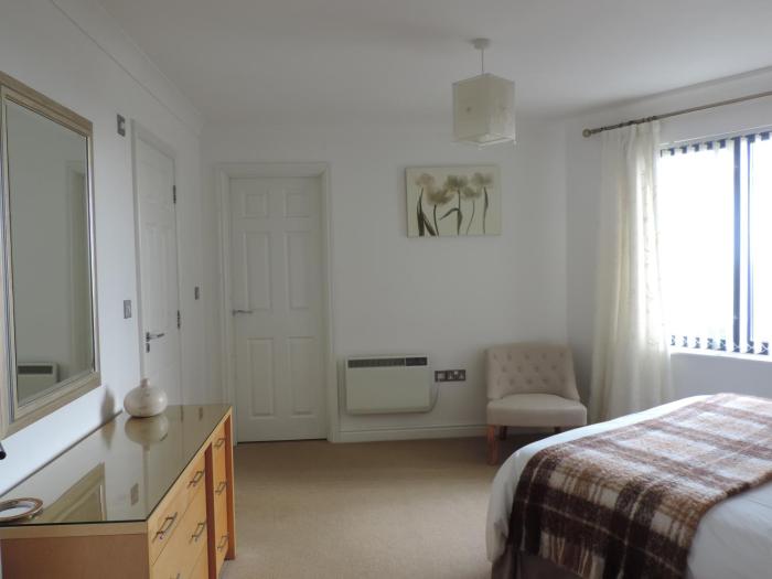 sea breeze apartment