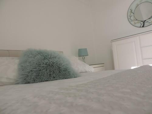 sea breeze apartment