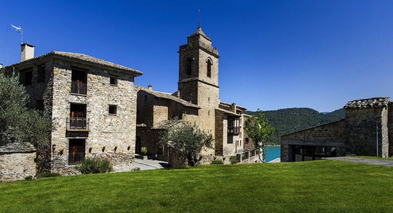 ligueerre resort
