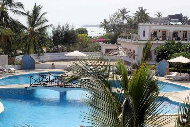 twiga beach resort and spa