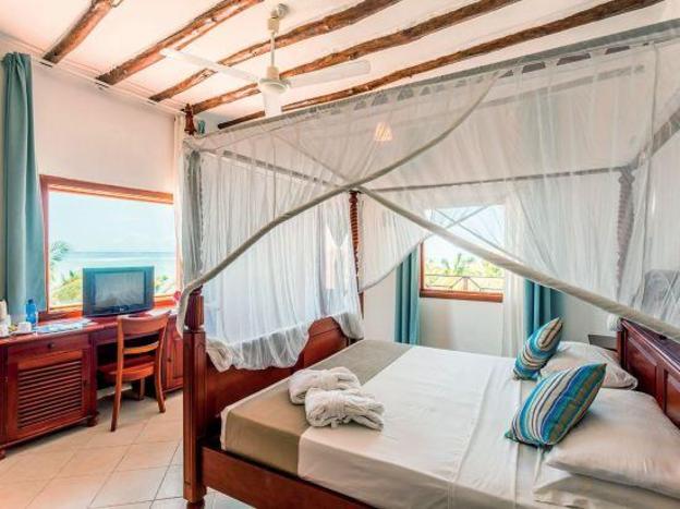twiga beach resort and spa