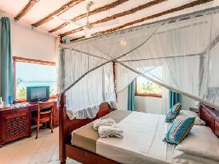 twiga beach resort and spa