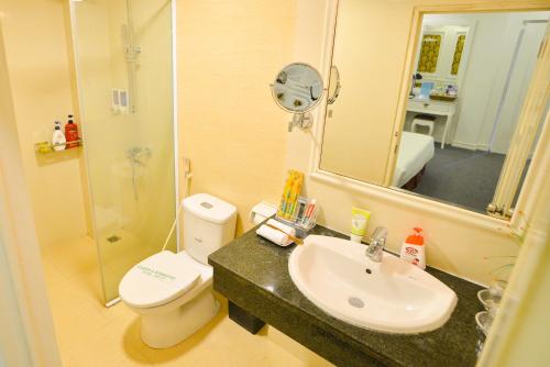 a25 hotel dich vong hau