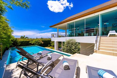 phu montra villa with ocean view a4