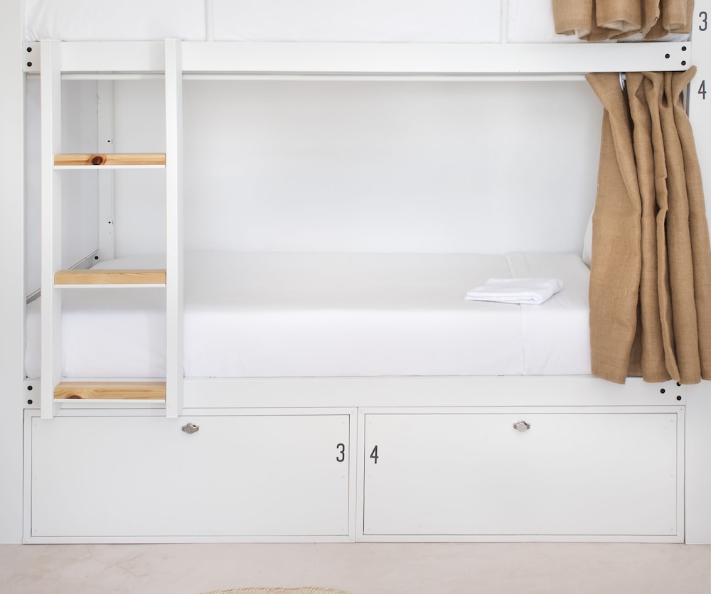 the central house marrakech medina hostel