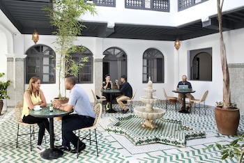 the central house marrakech medina hostel