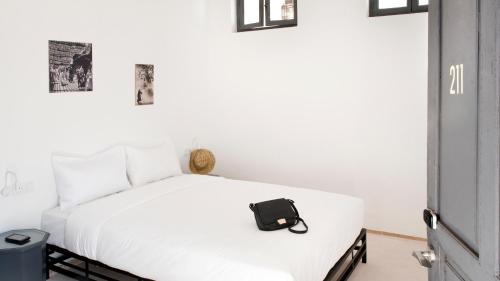 the central house marrakech medina hostel