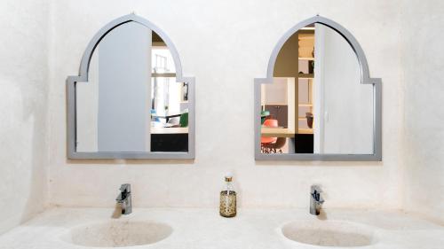 the central house marrakech medina hostel