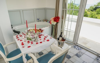 buyukada cankaya hotel