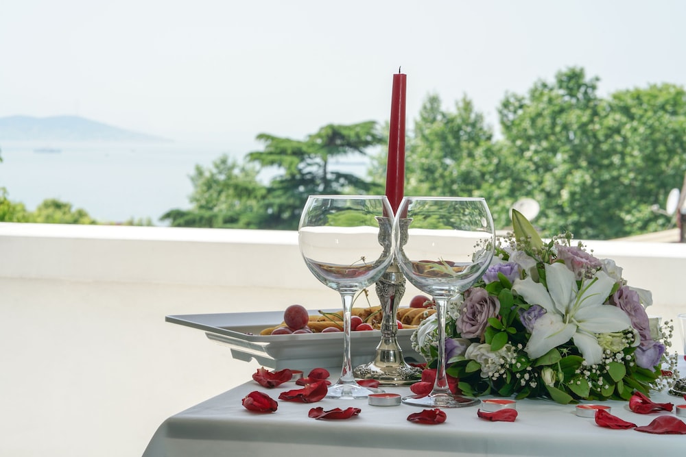 buyukada cankaya hotel