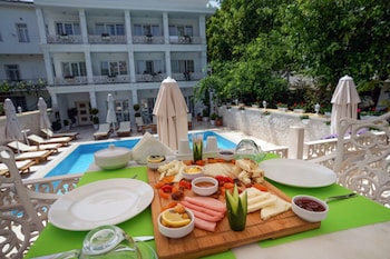 buyukada cankaya hotel