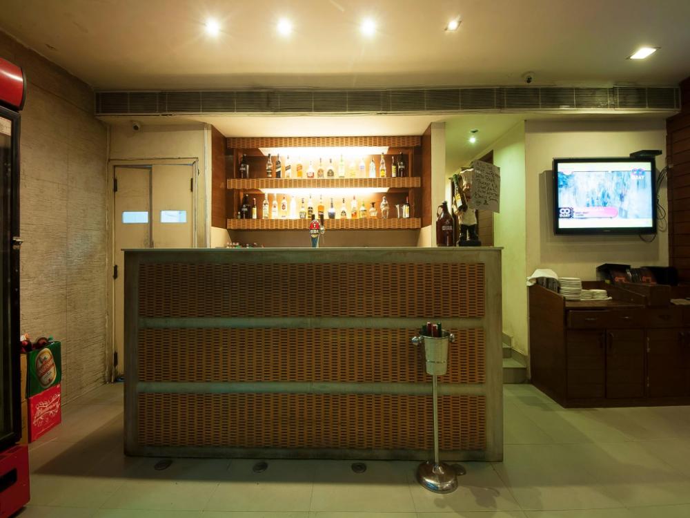 hotel apra inn