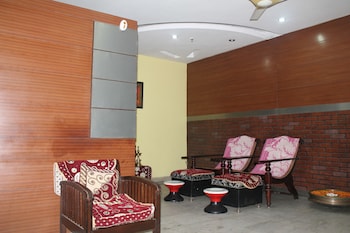 hotel apra inn