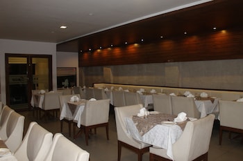 hotel apra inn
