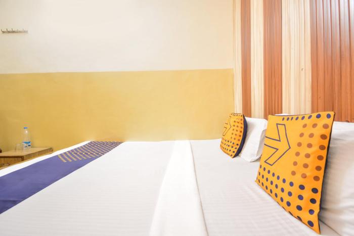 spot on 36686 hotel om shanti palace