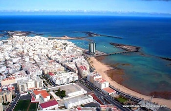 hostal residencia cardona