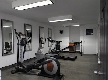 apm inn and suites jacksonville
