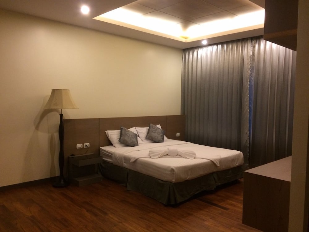 the regent private pool villa phuket