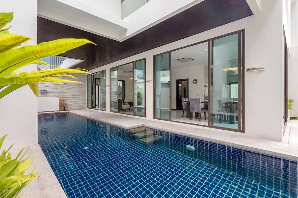 the regent private pool villa phuket