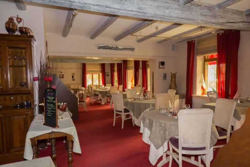 hotel restaurant le faude